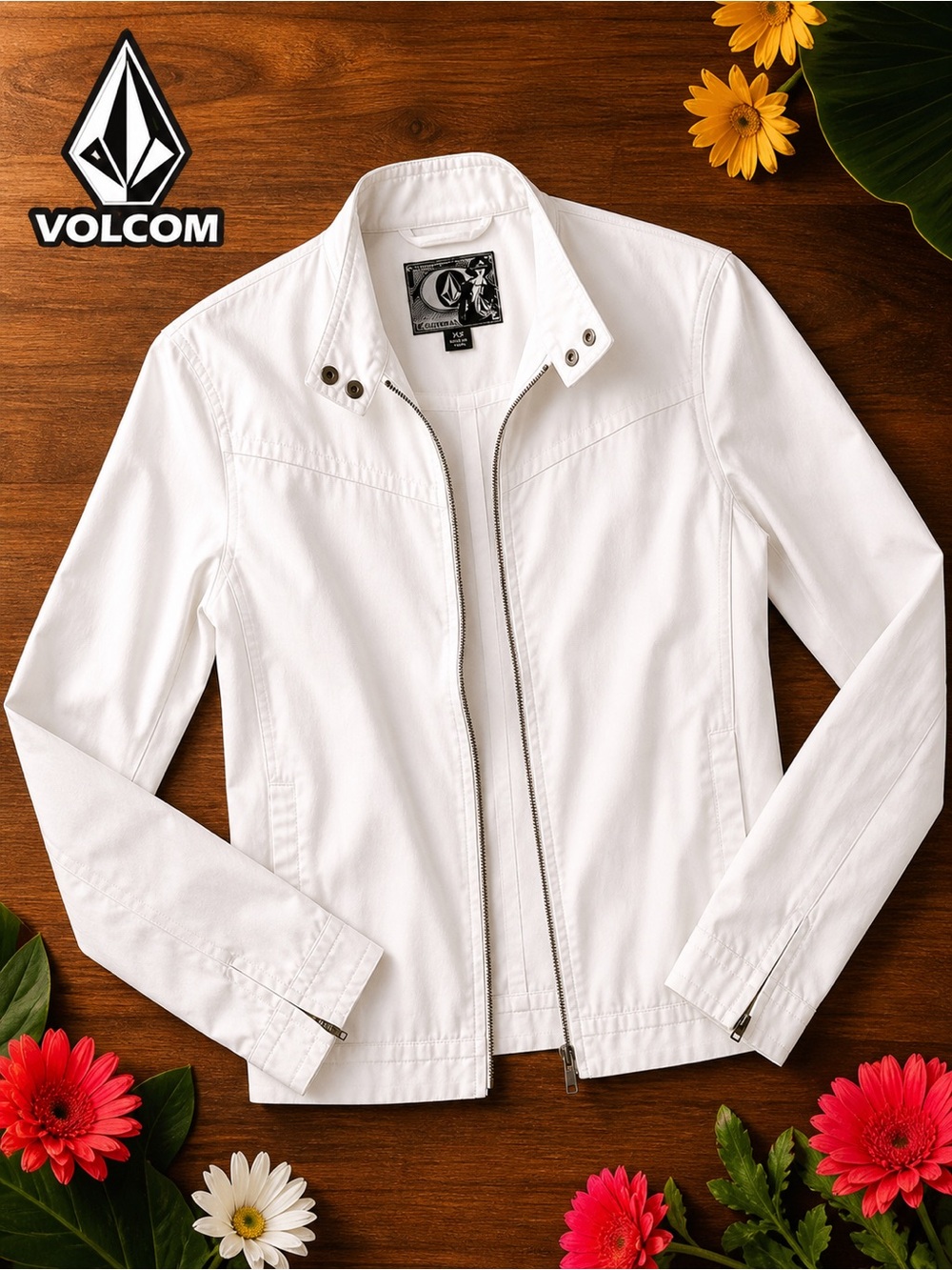 Like New 🌸 VolCom White Jacket - Beach Style Women's White Jacket - Picture 16 of 16